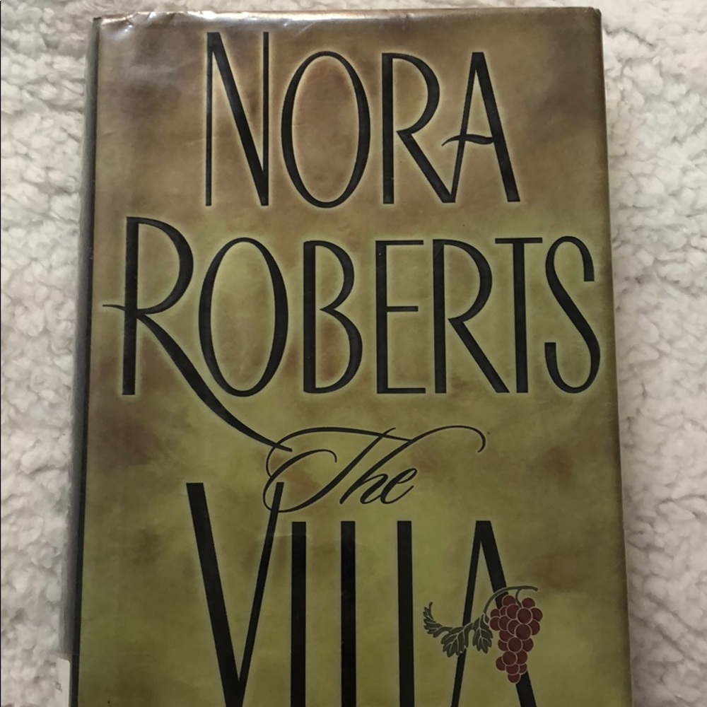 Nora Roberts “The Villa” hardcover